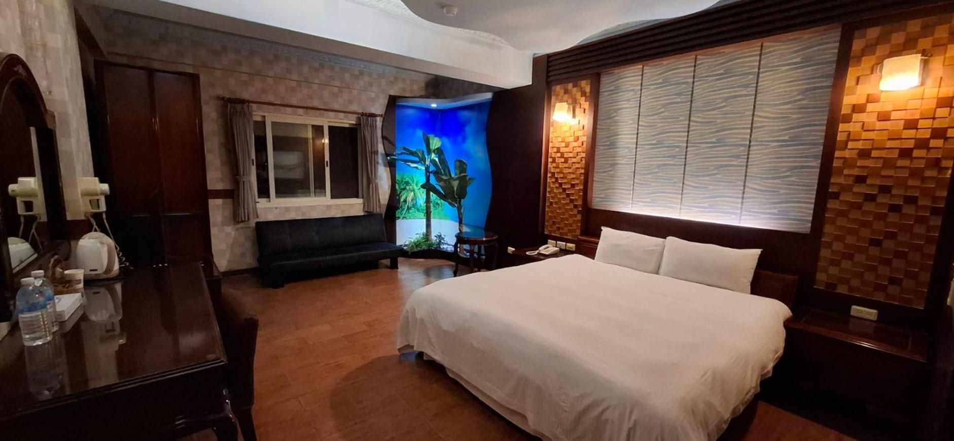 Superior Queen Room