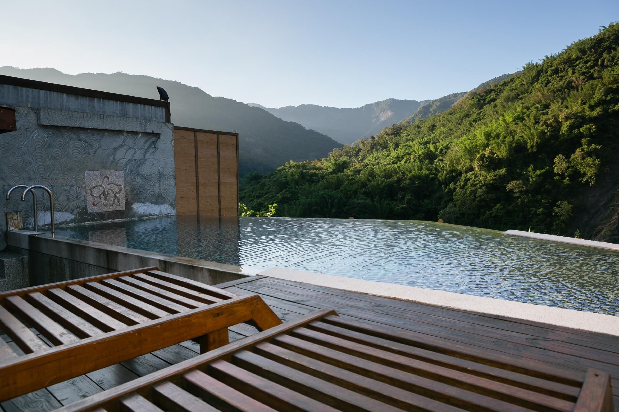 Garden Resort Hot Spring