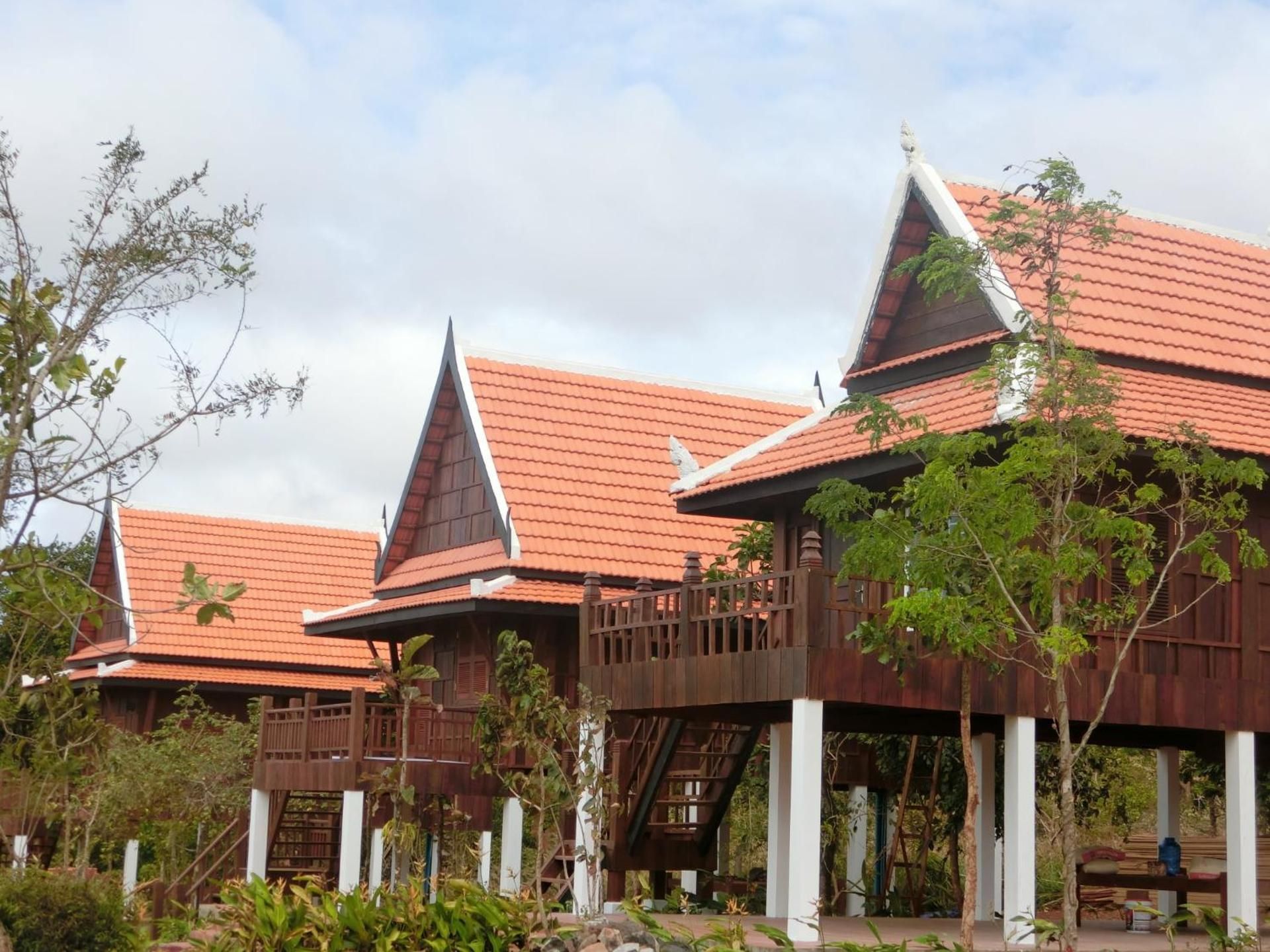 Bungalow with Garden View