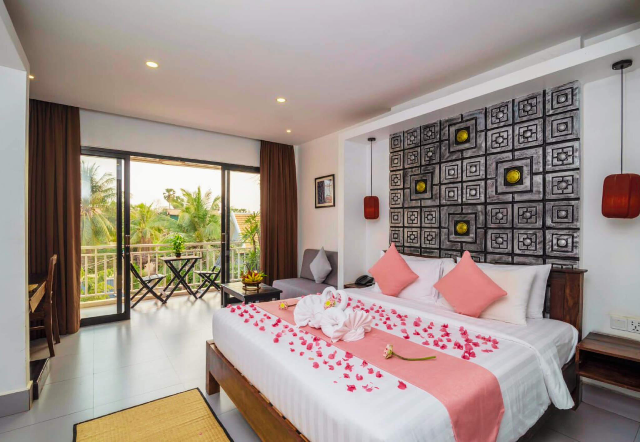 Deluxe King Balcony