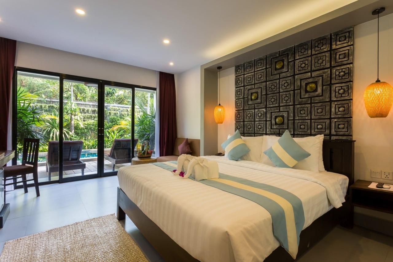 Luxury Pool Access Suite