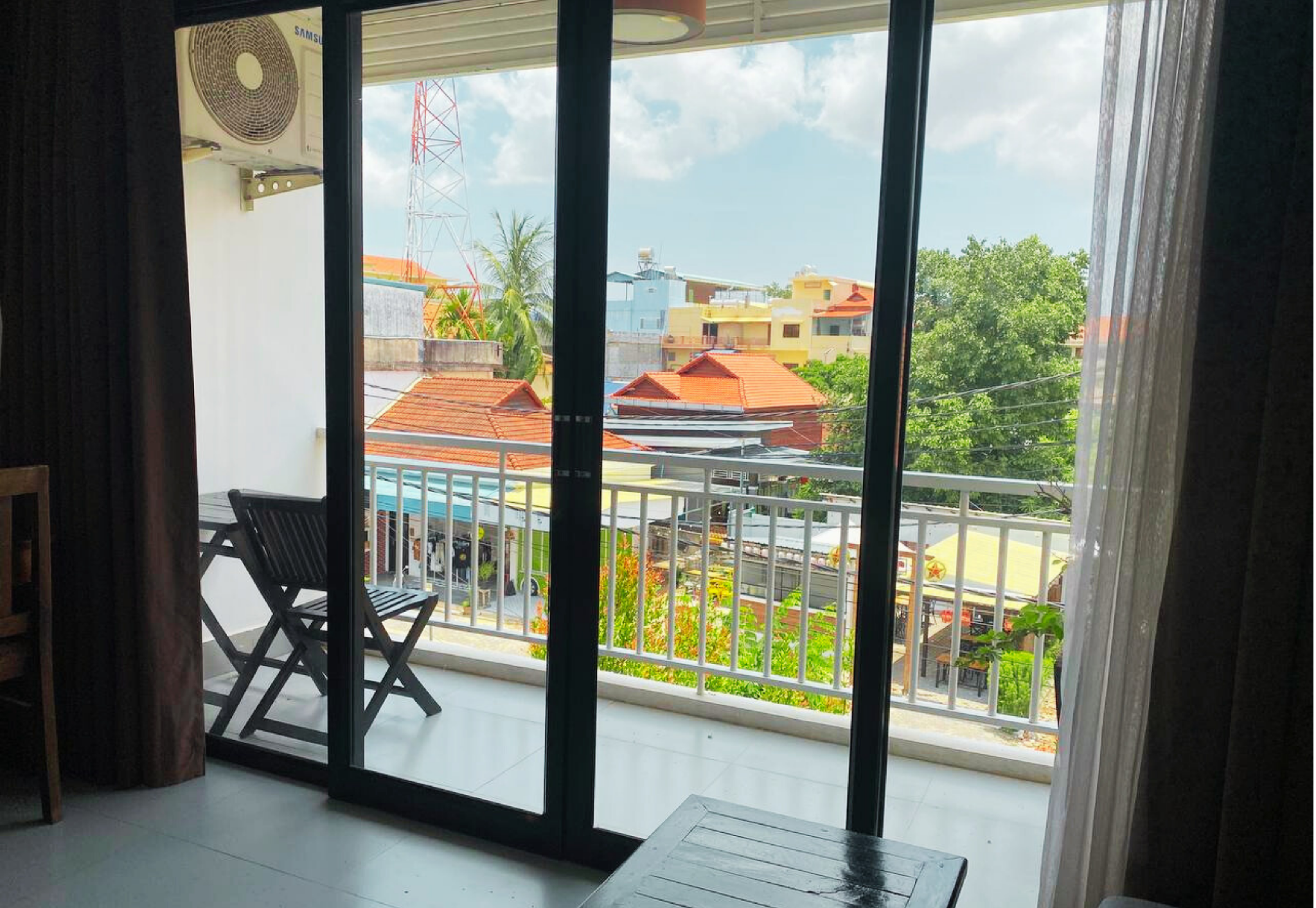 Deluxe Twin Balcony - City View