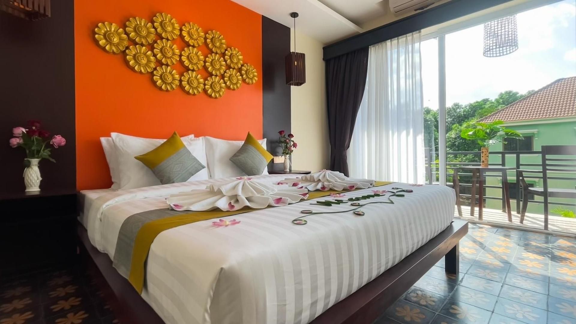 Cabana Double or Twin with Balcony - Free Pick Up