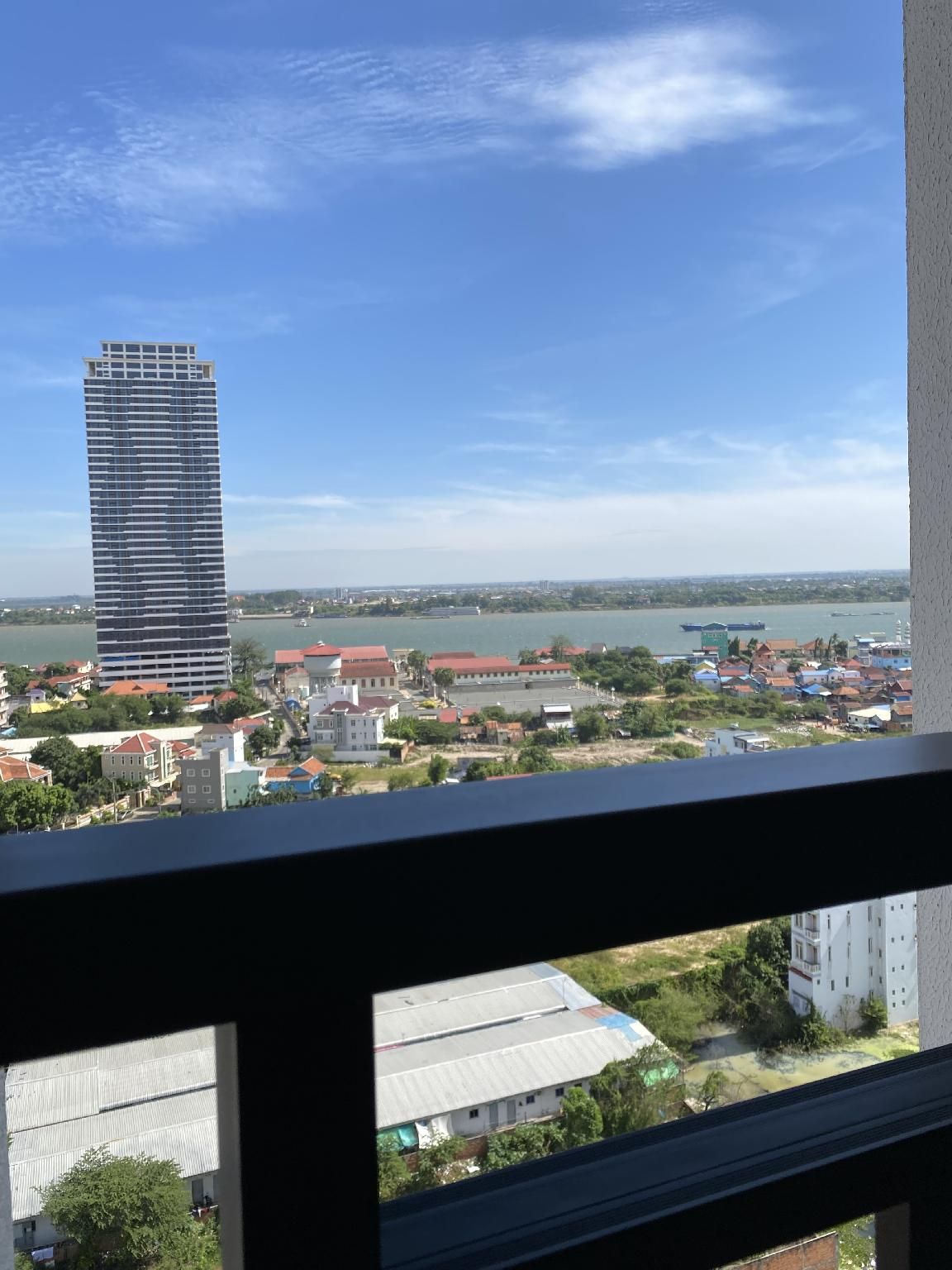 One-Bedroom Deluxe Apartment with Balcony