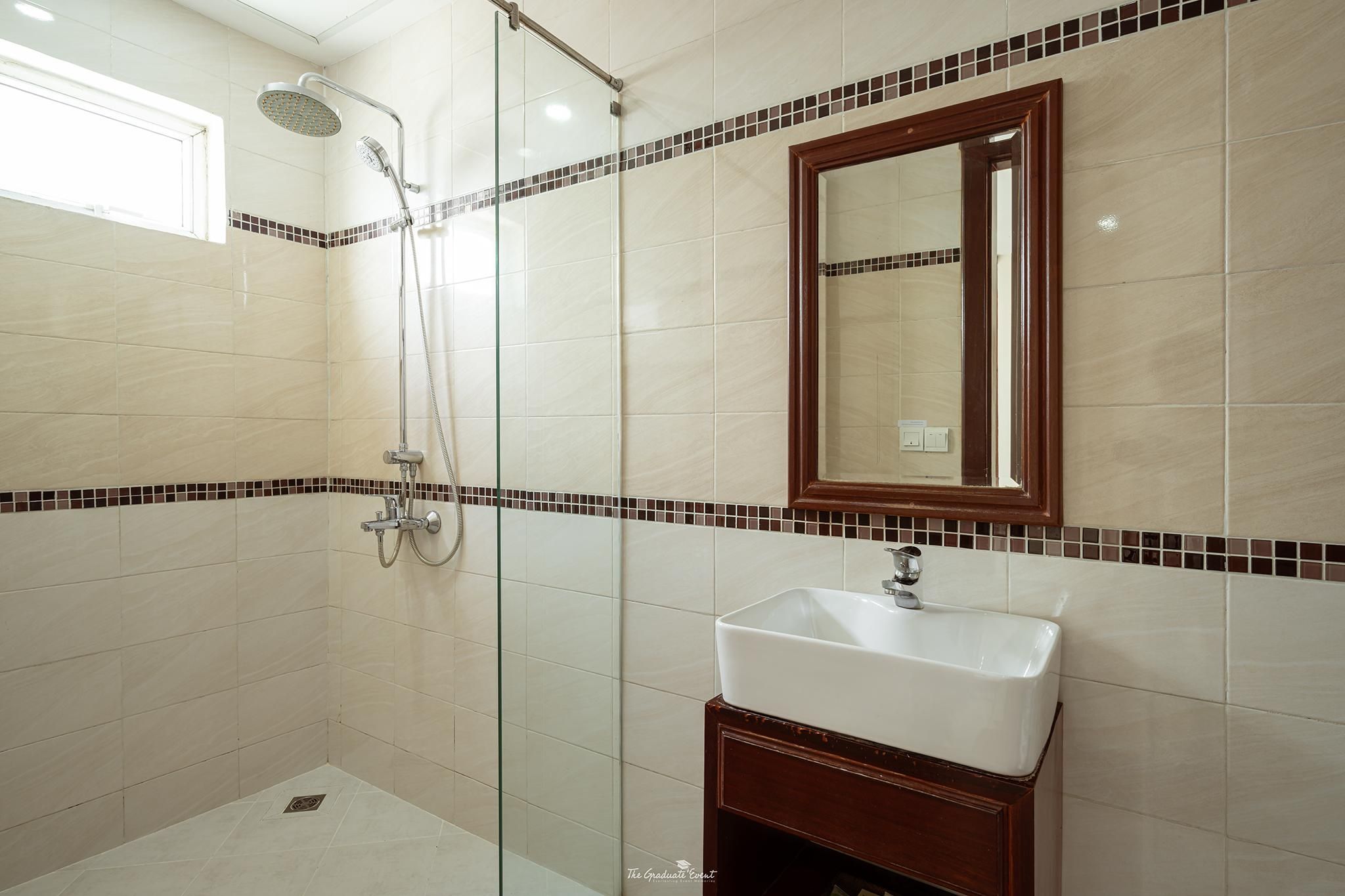 E&V Apartment Two Bedroom Apartment 3