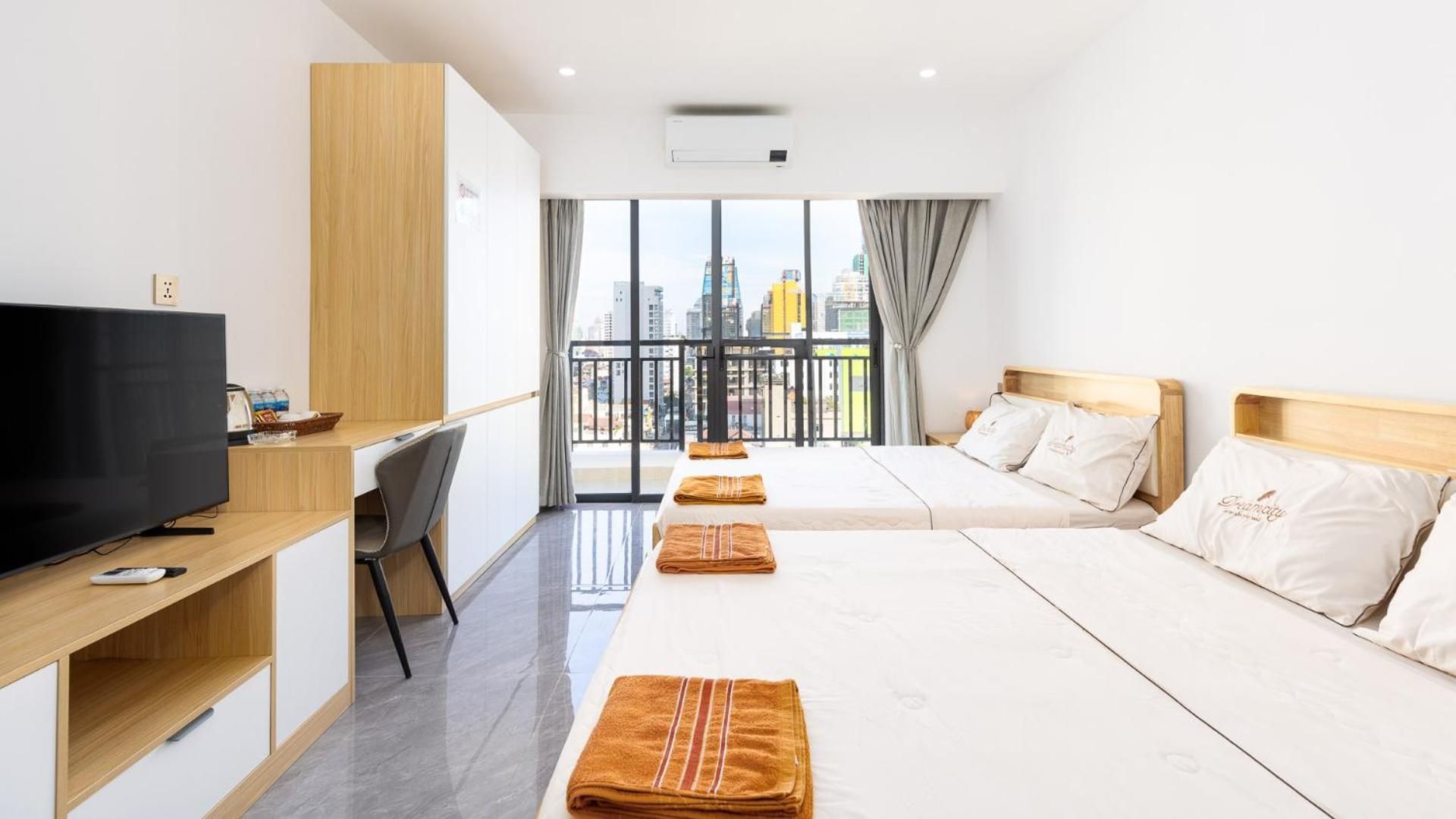 Deluxe Queen Room with Two Queen Beds