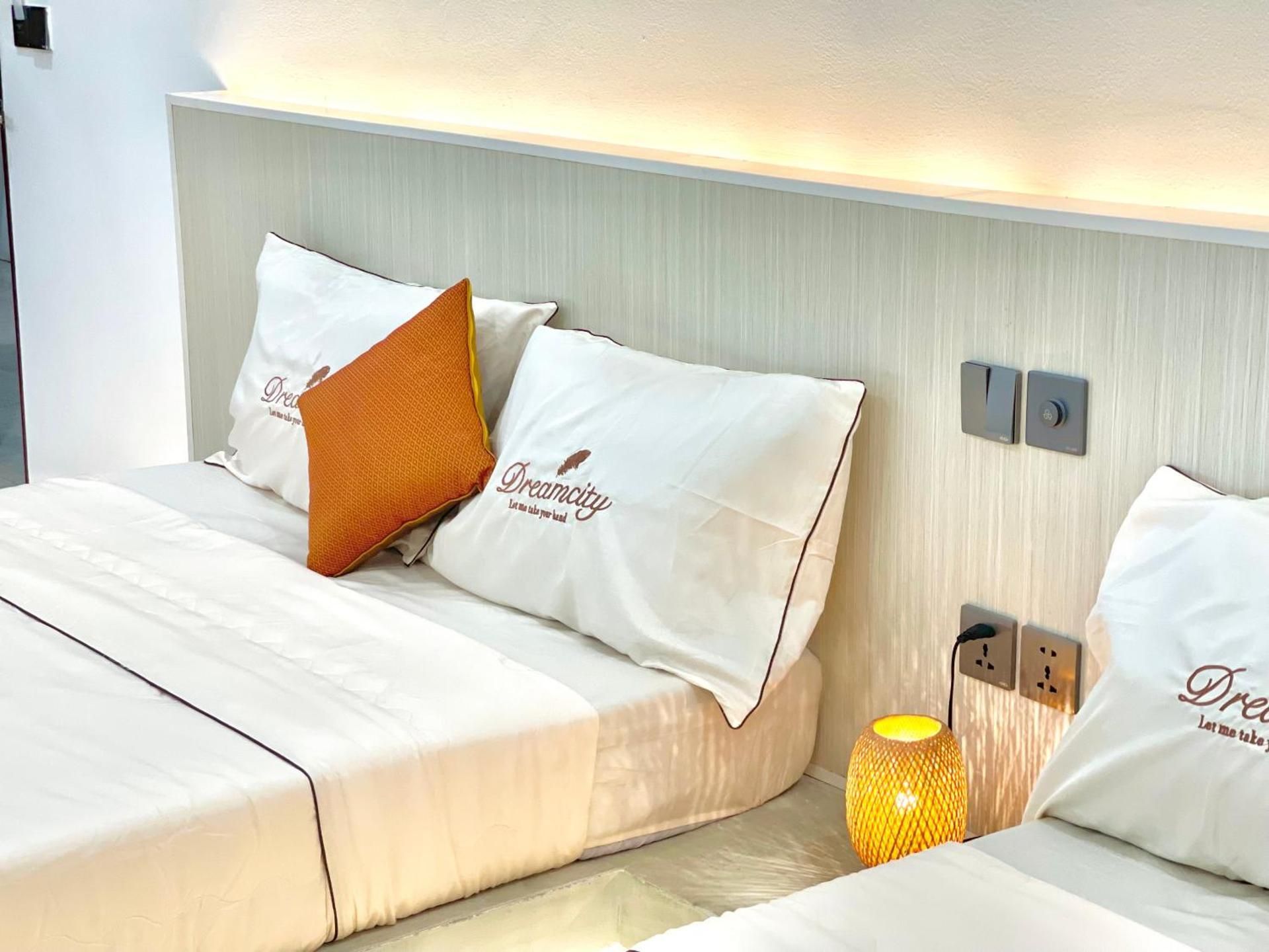 Standard Queen Room with Two Queen Beds