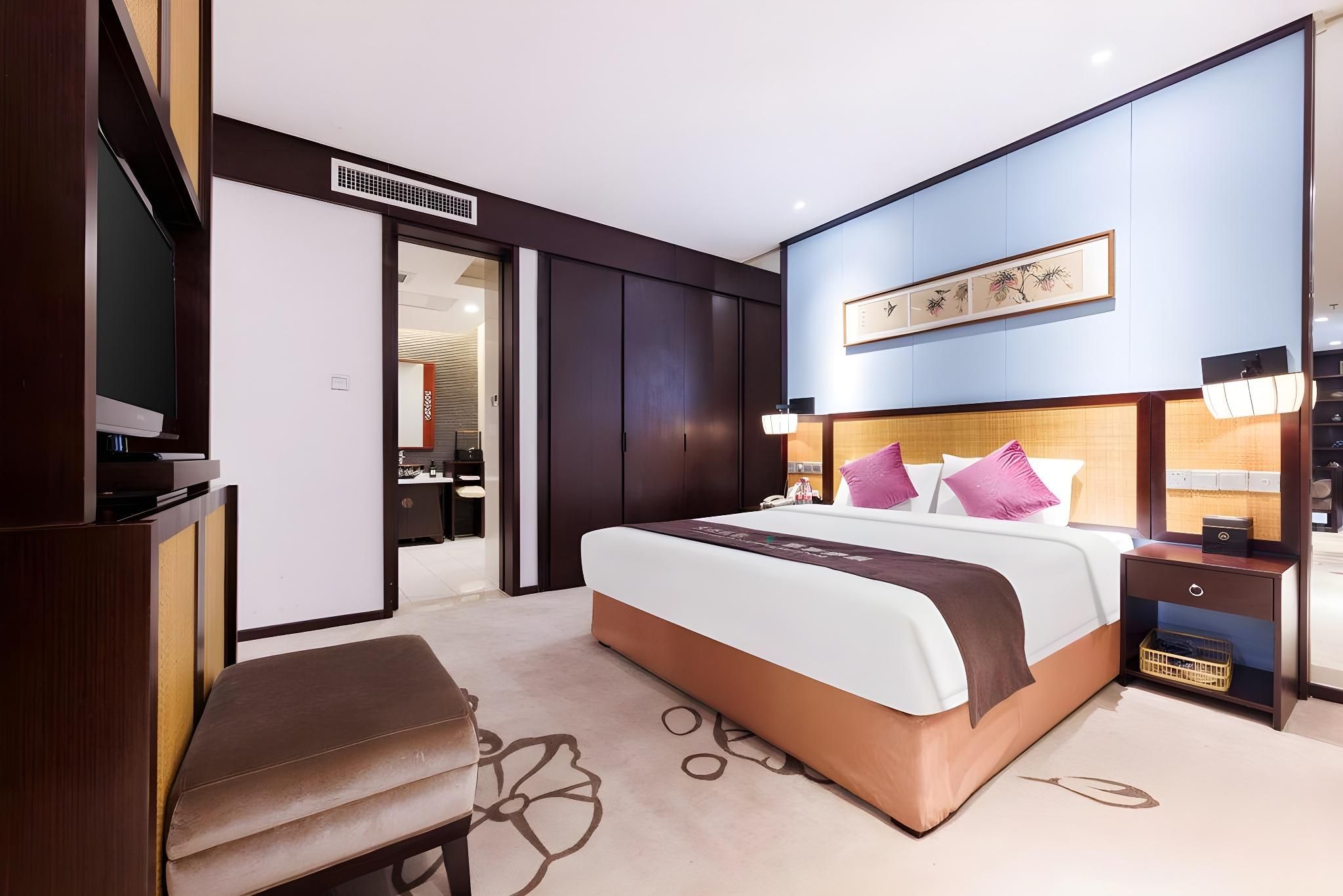 Scholarly Suite