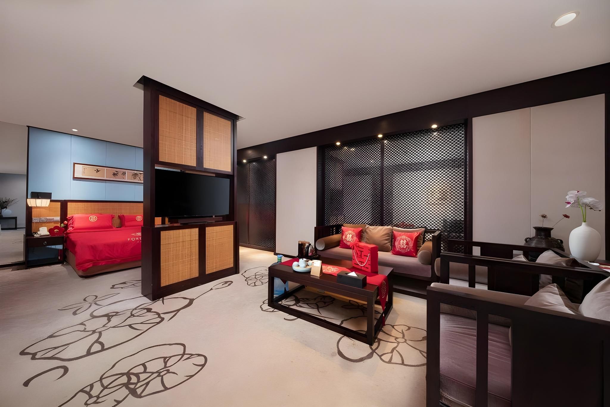 Wedding Theme Suite