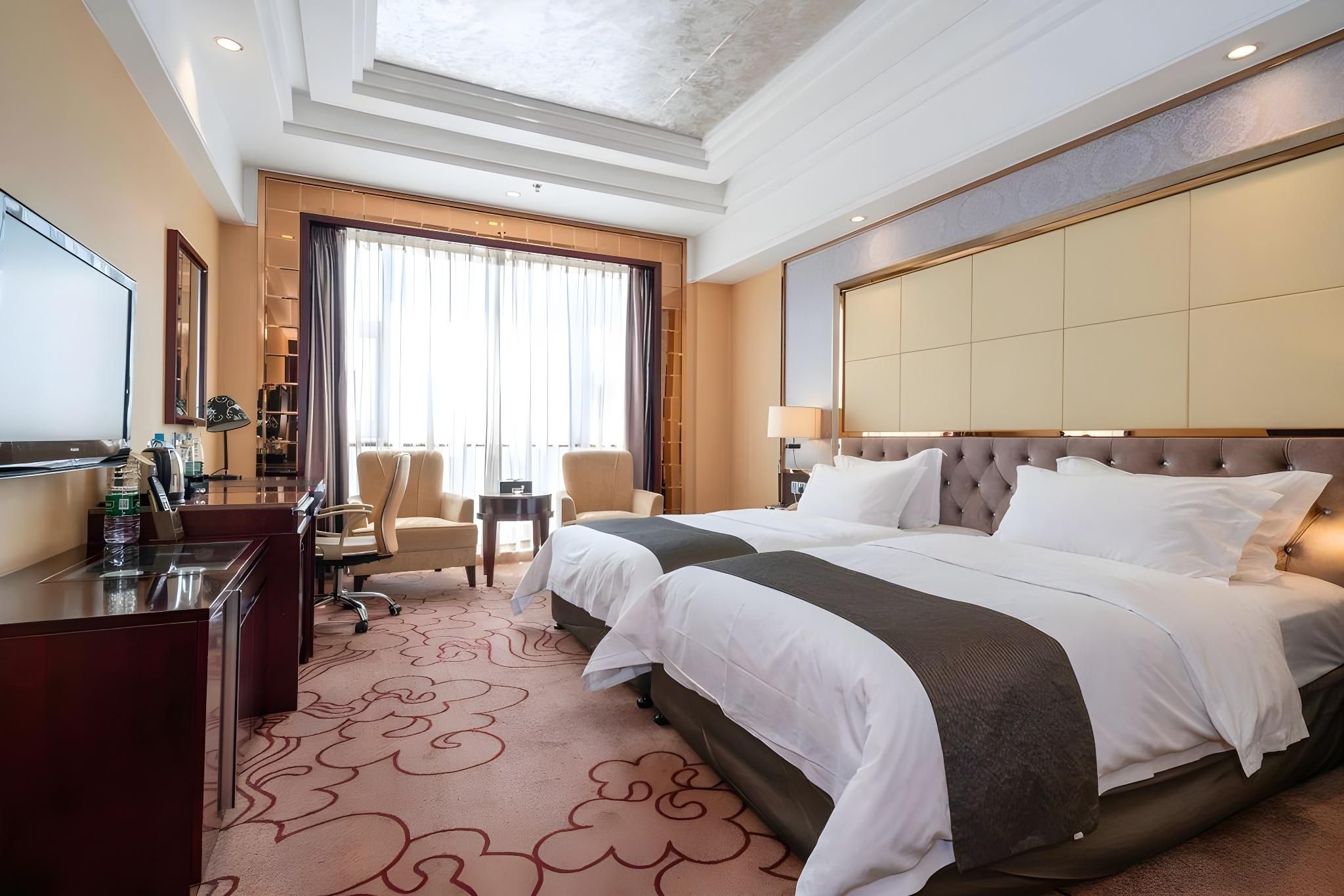 Standard 2-Bed Room