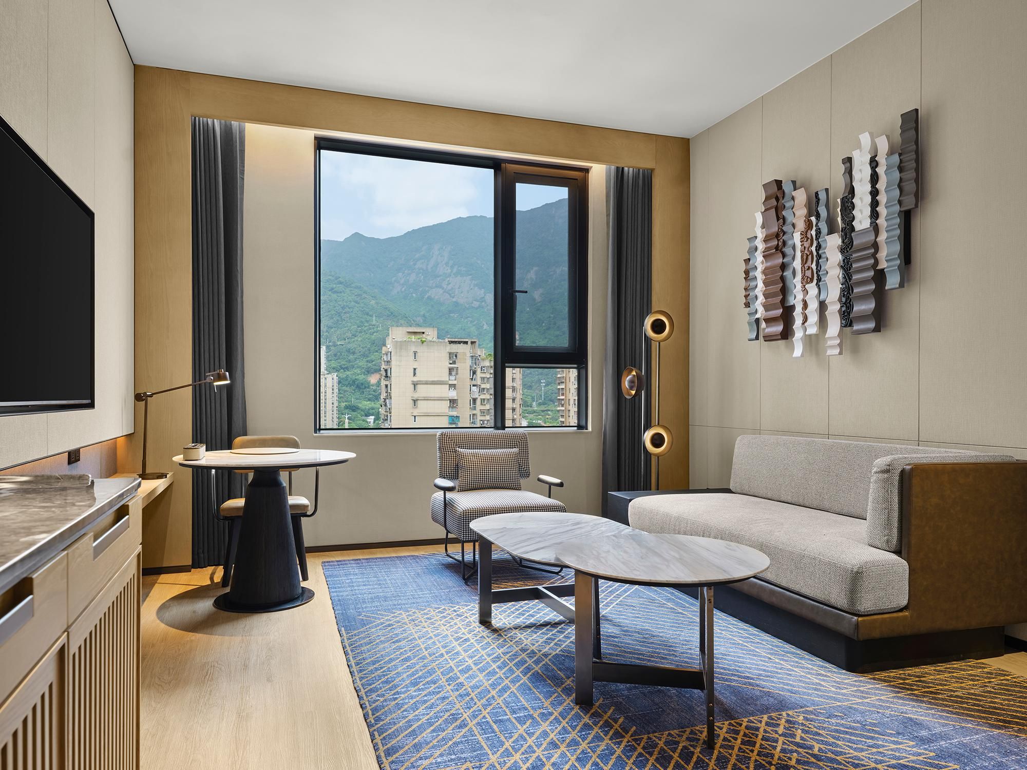 Mountain View Suite, Suite, 1 King, Mountain view