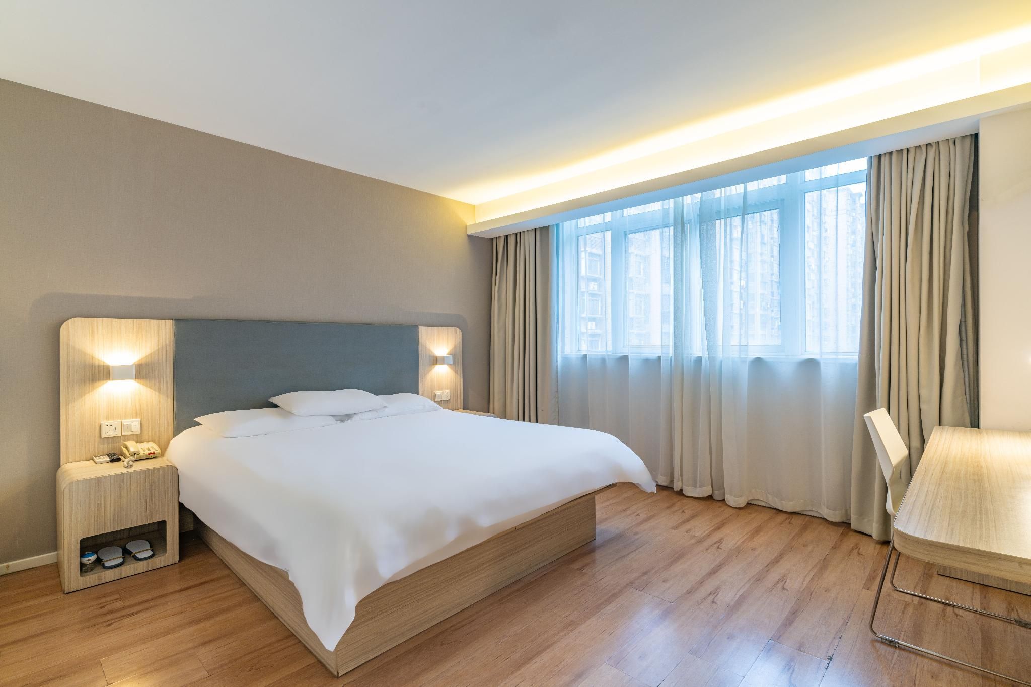 Select Bed Room