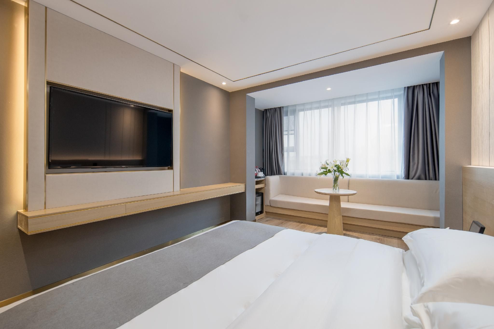 One King Bed