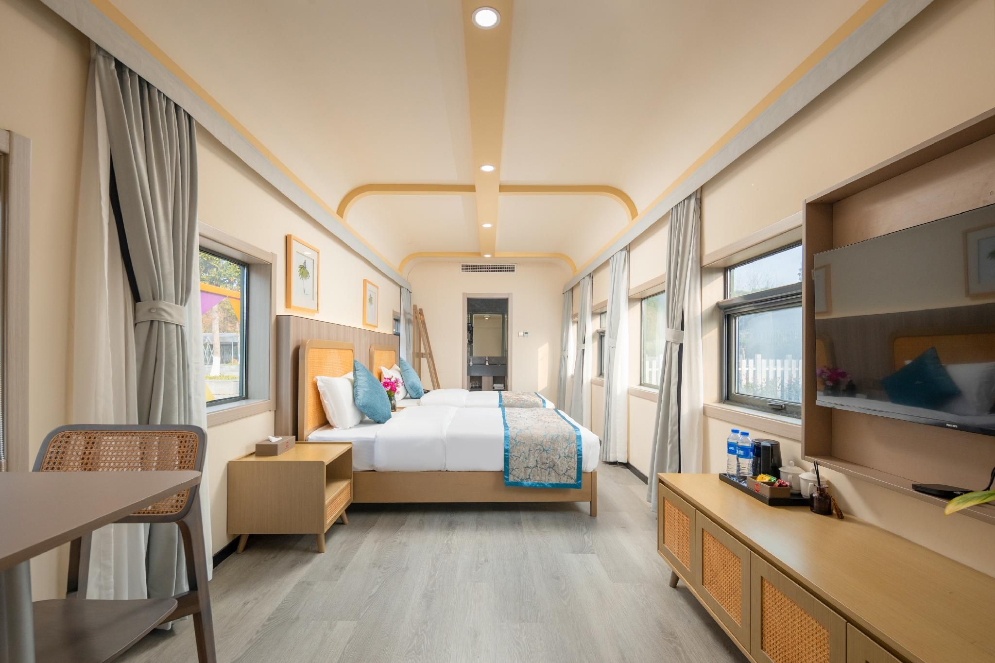 Guest Room - Twin Beds