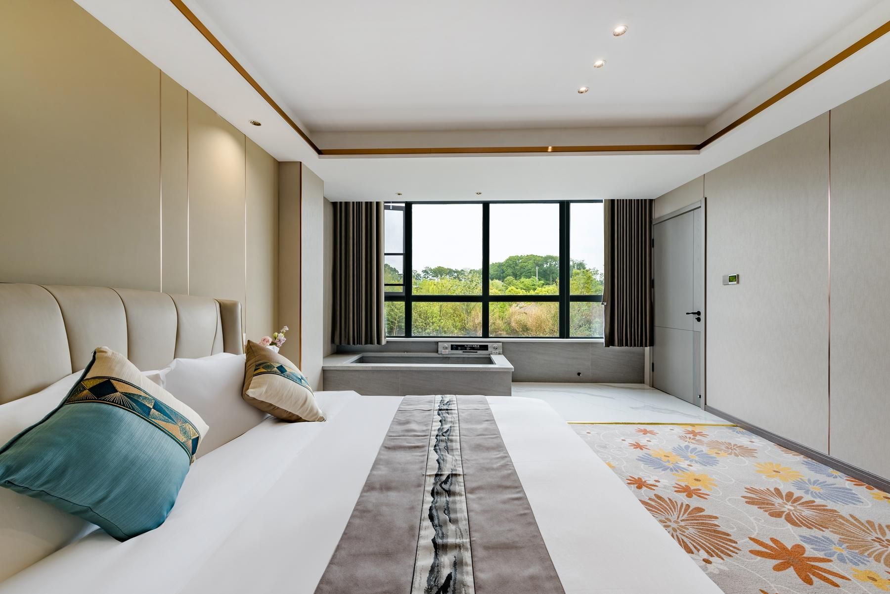 Suite Room