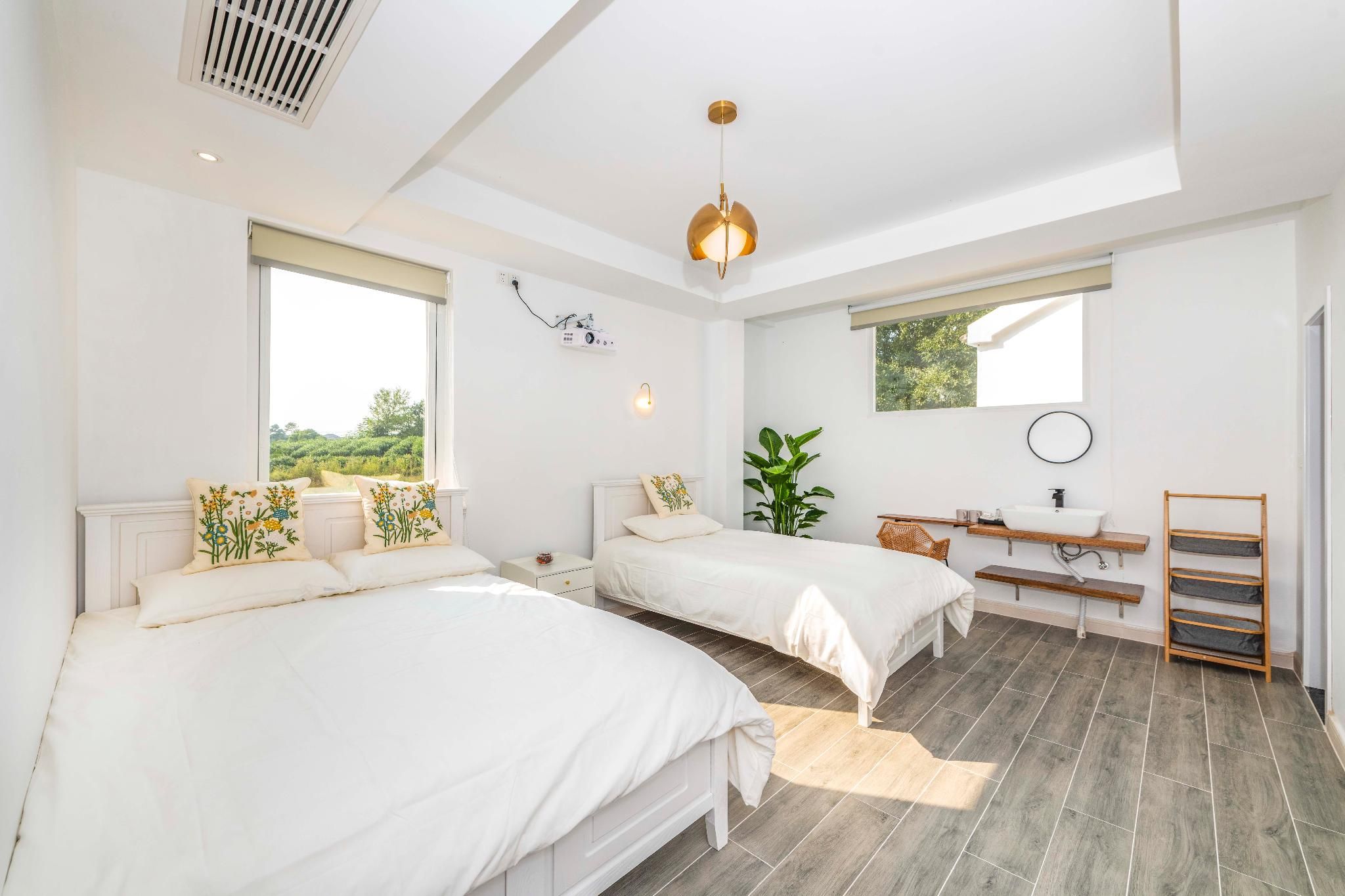 Standard 2 Beds