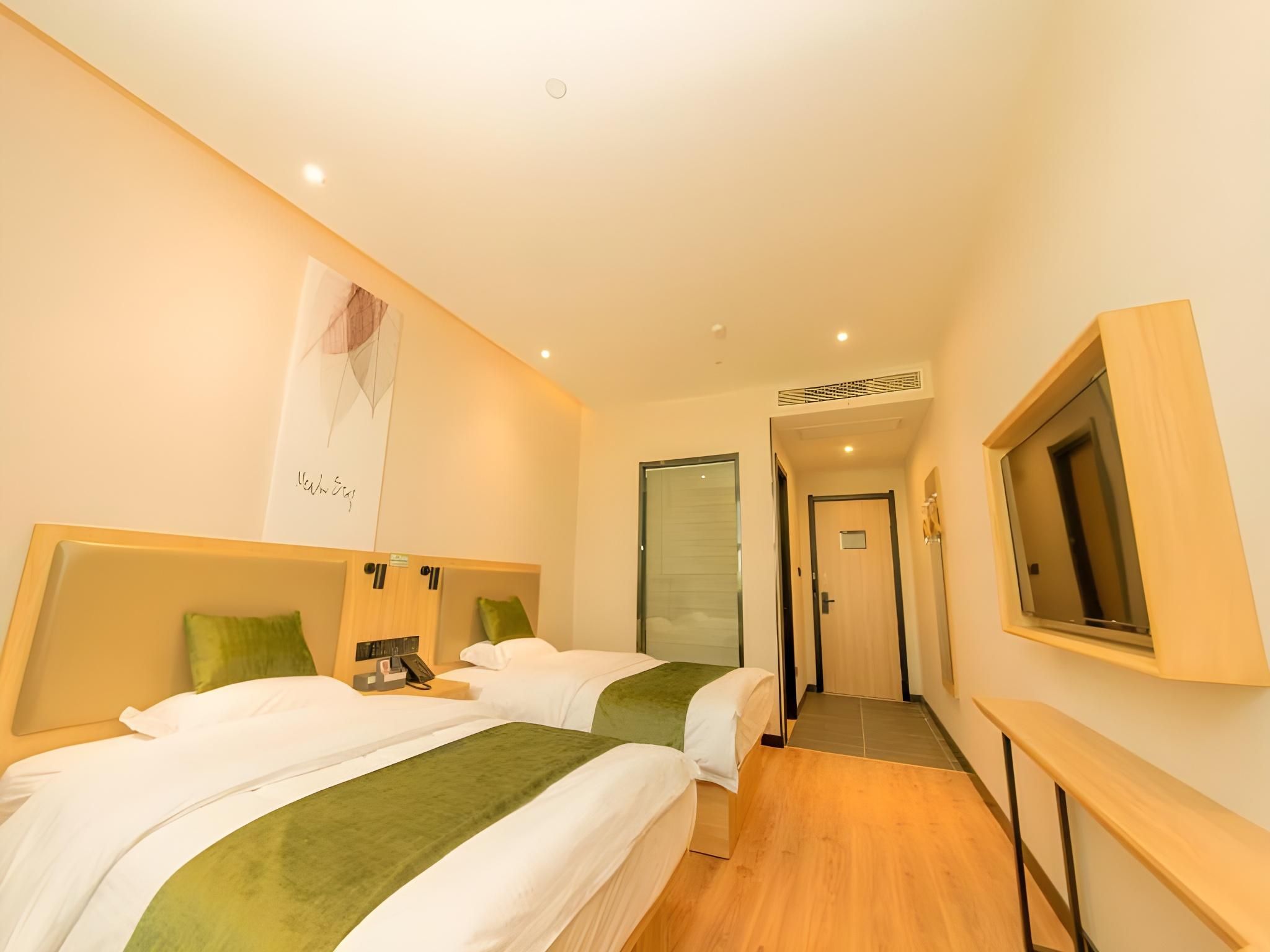 2 Bed Twin Superior Room