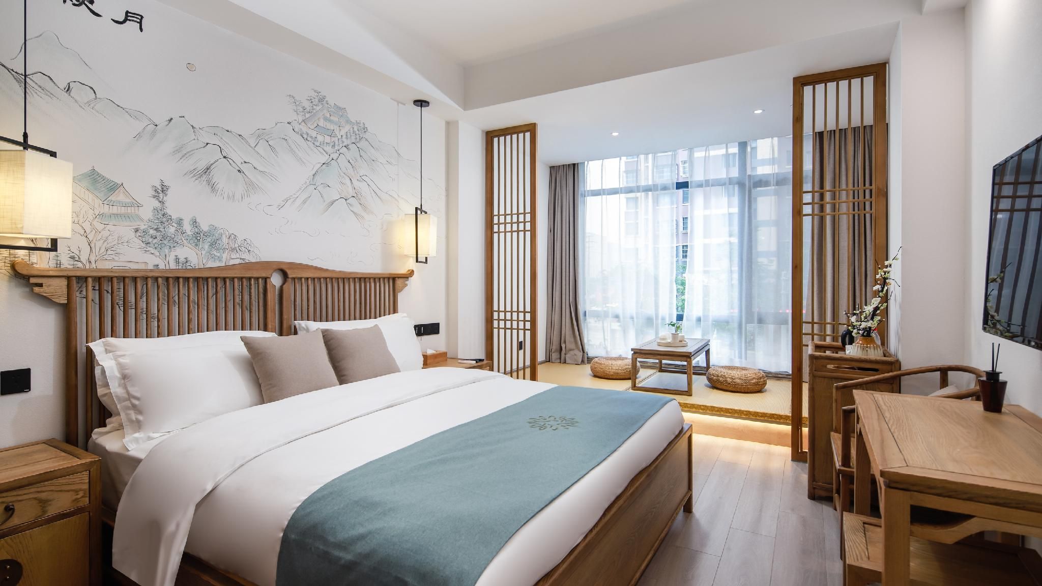 Double Queen Room
