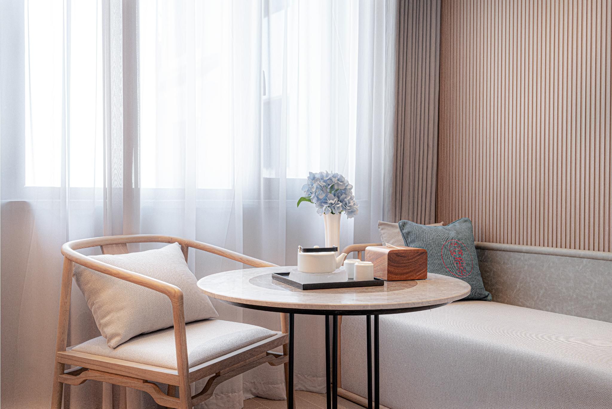 Suite Room