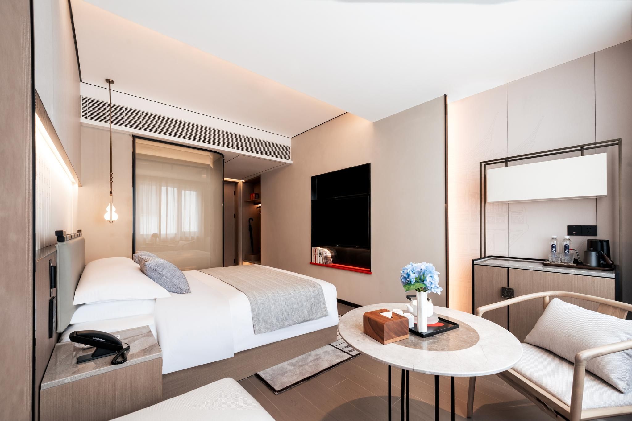 Superior King Room
