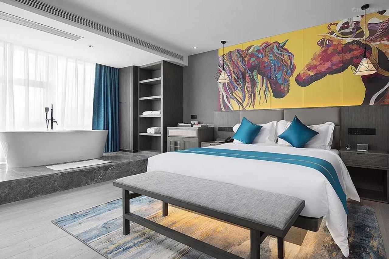 CEO Suite