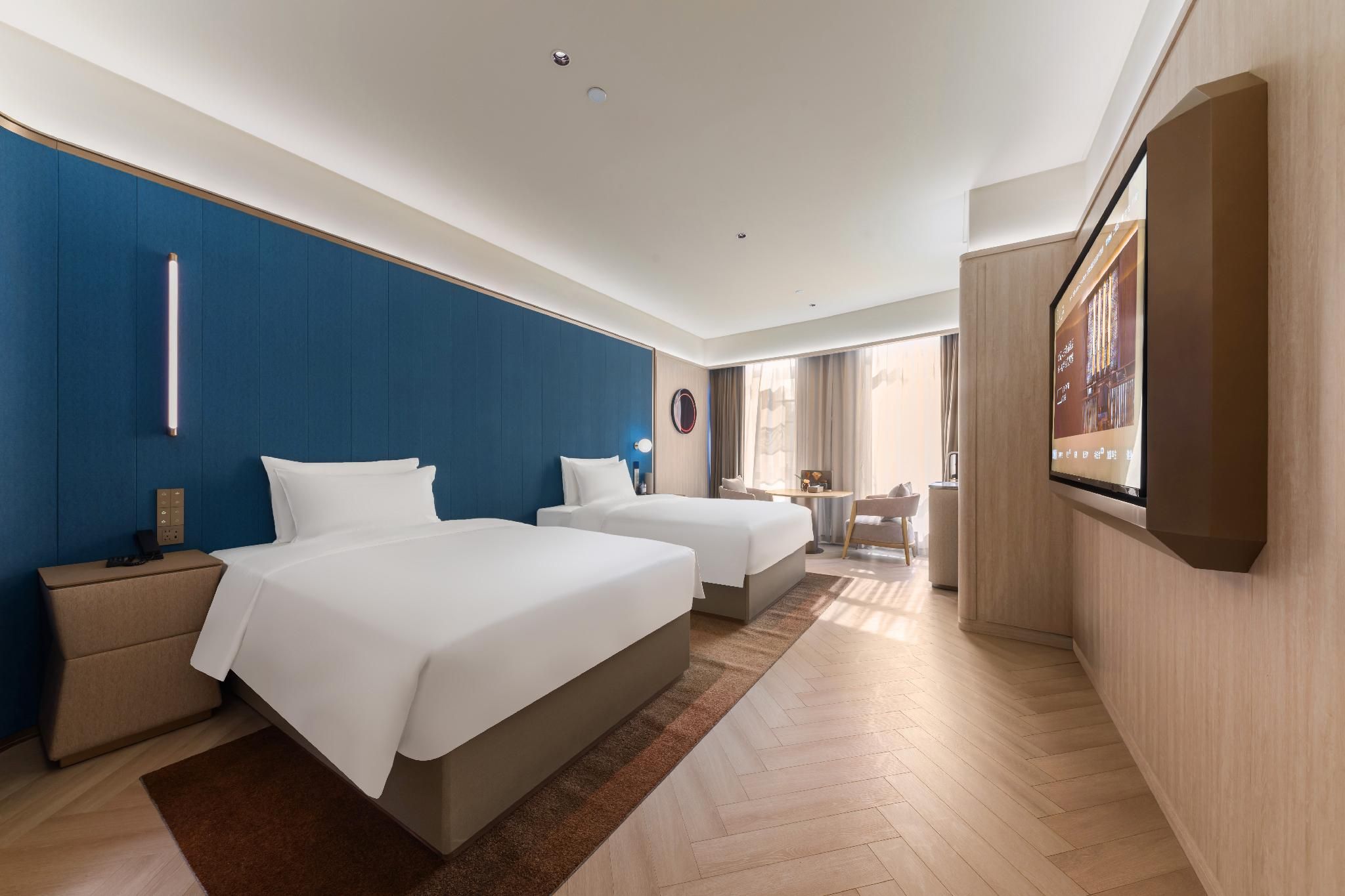 Twin Business Room