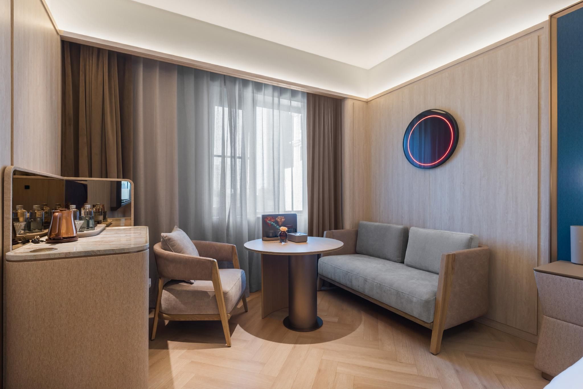 Huazhu - Executive Twin Room