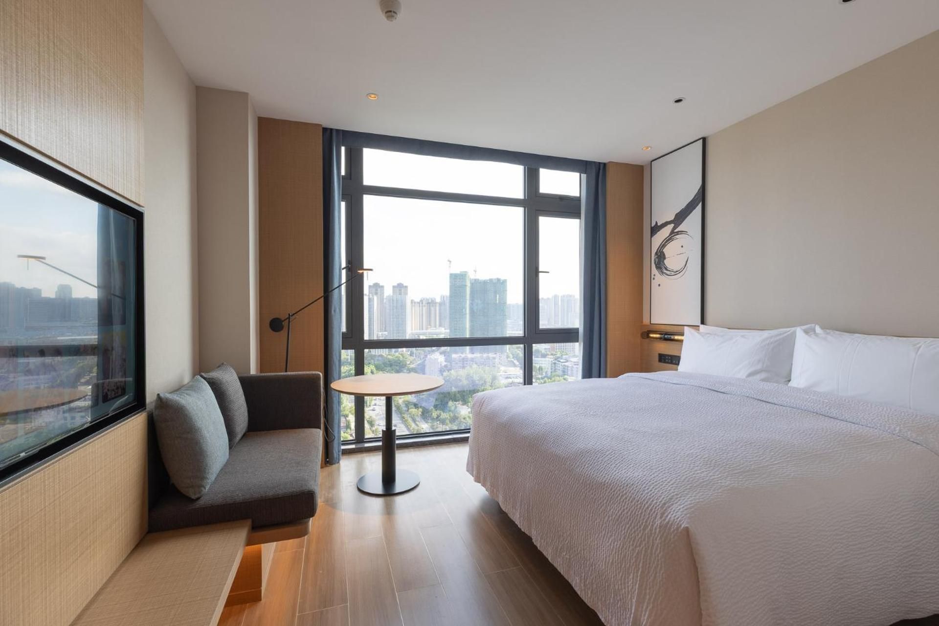Refined King Room with City View