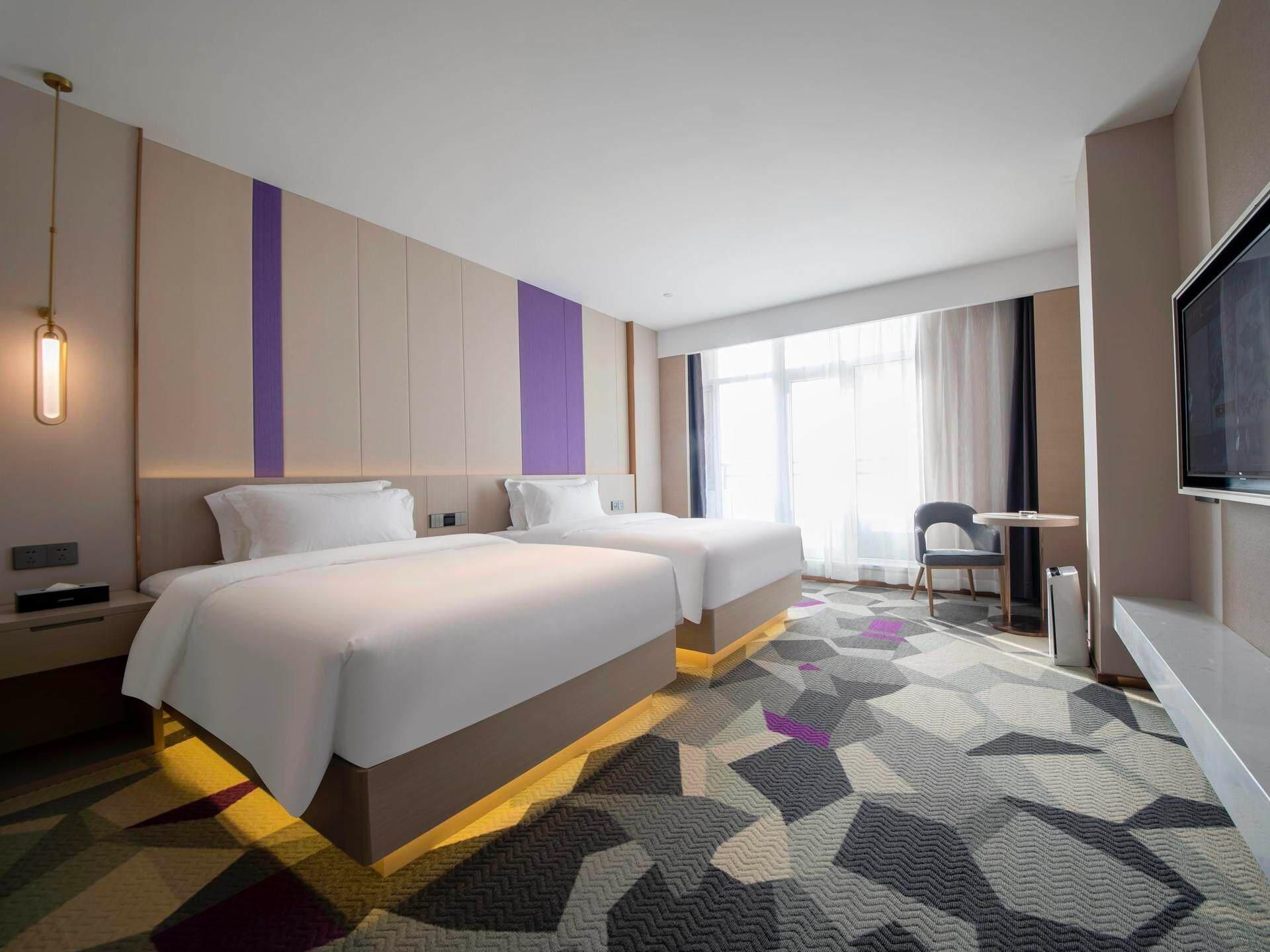 WH - Deluxe Room Twin