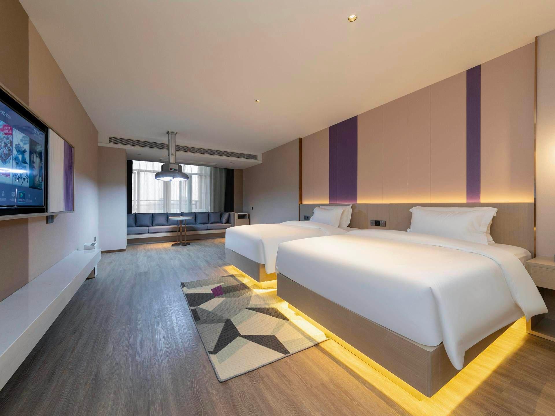 Twin Business Room