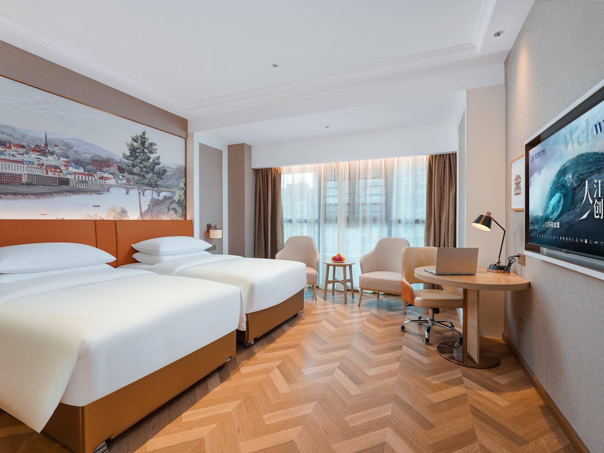 WH - Deluxe Room Twin