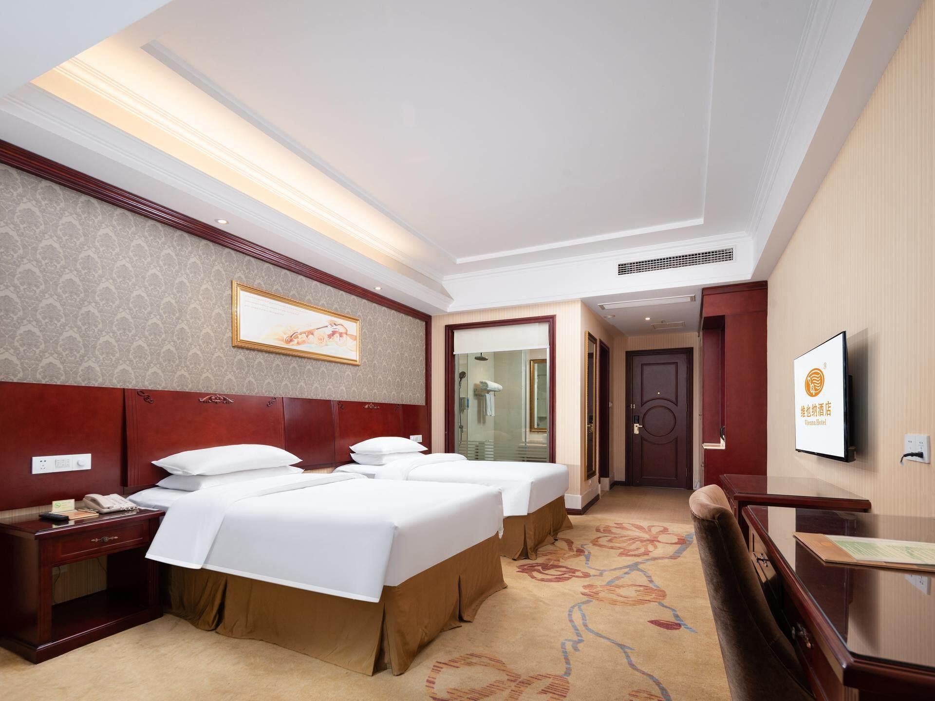 WH - Deluxe Room Twin