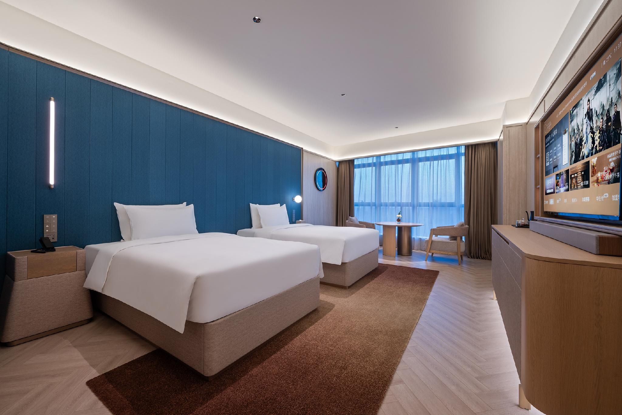 Deluxe Twin Room with City View