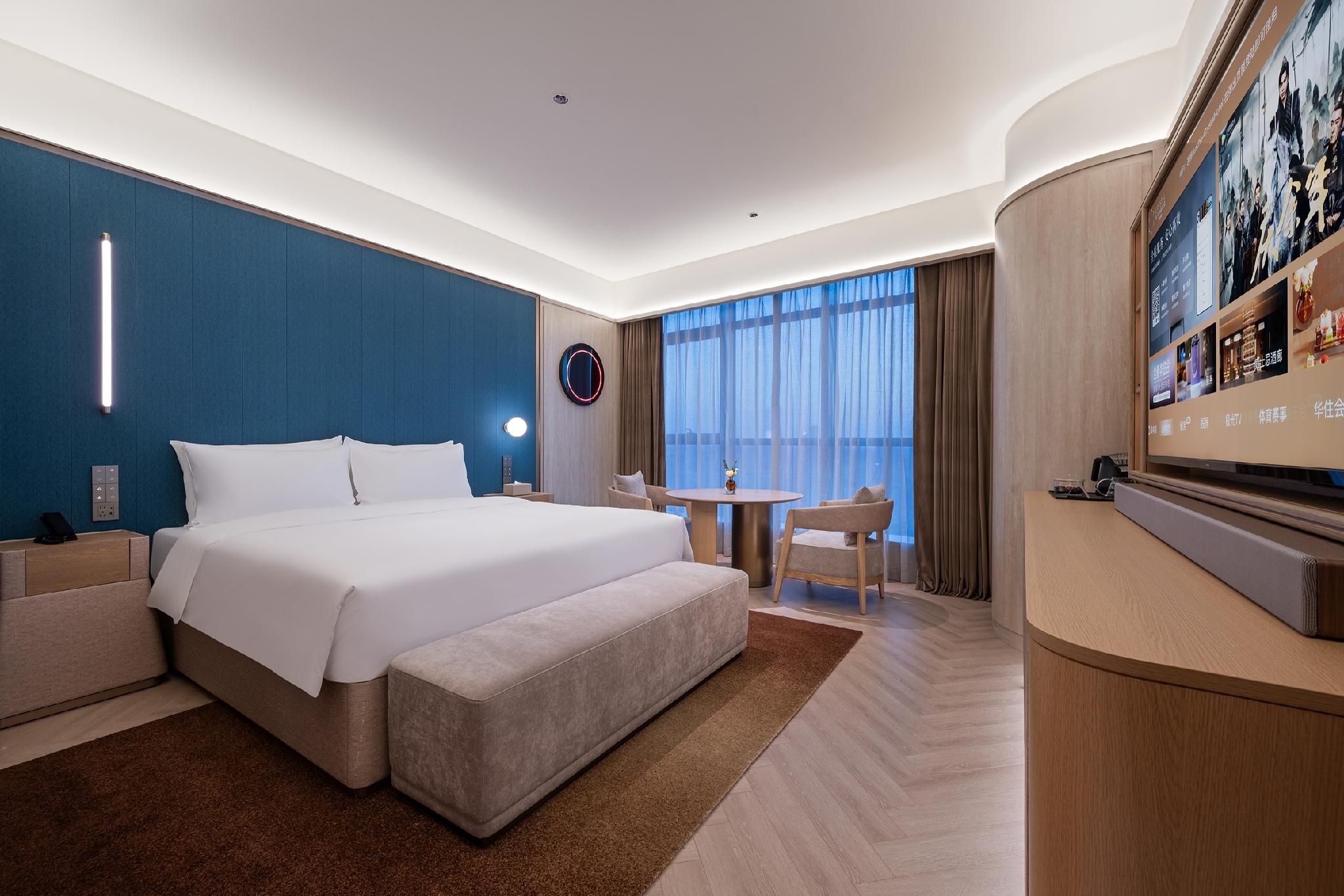 Superior Room Queen
