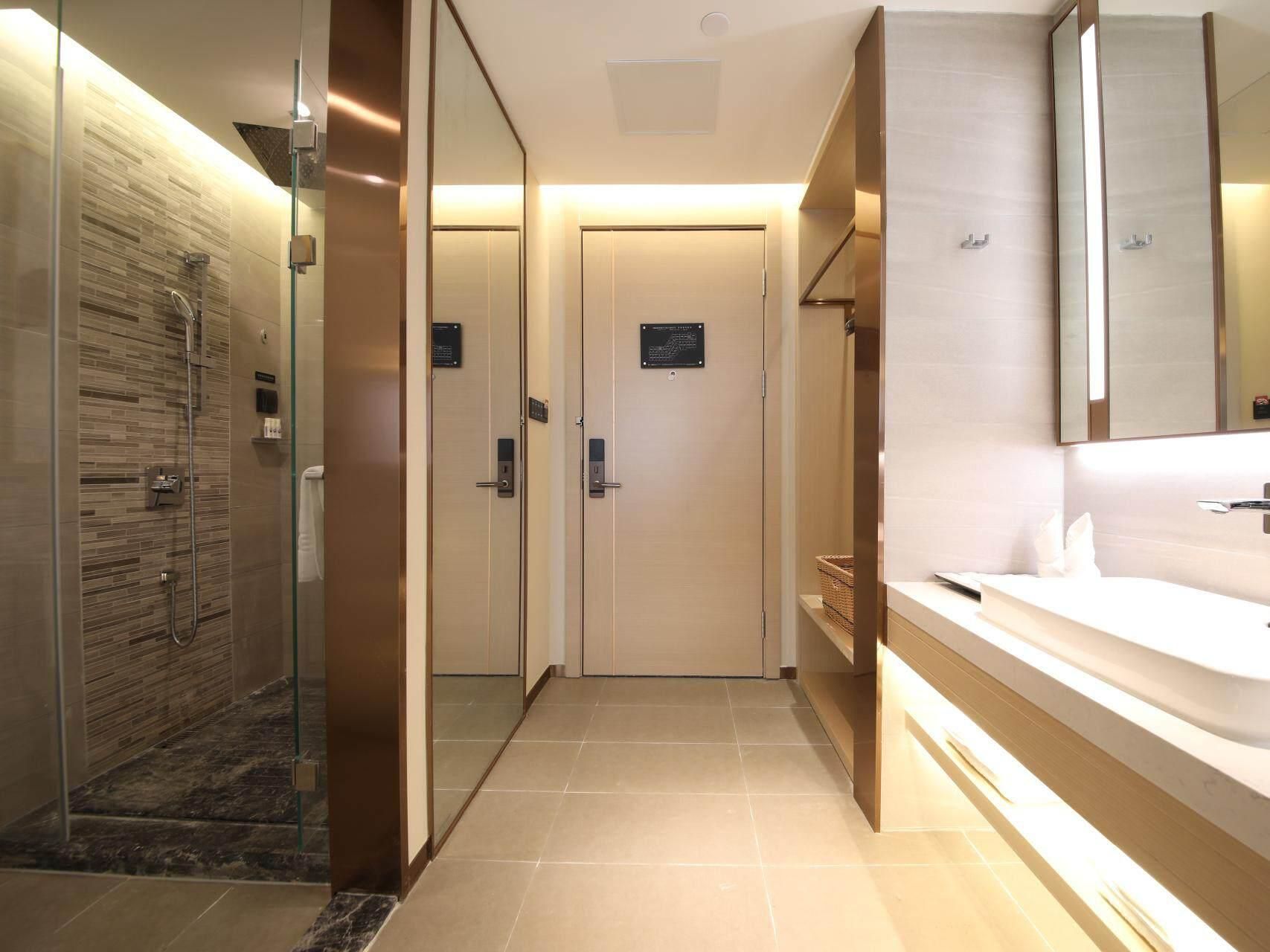 WH - Liren T Special Room