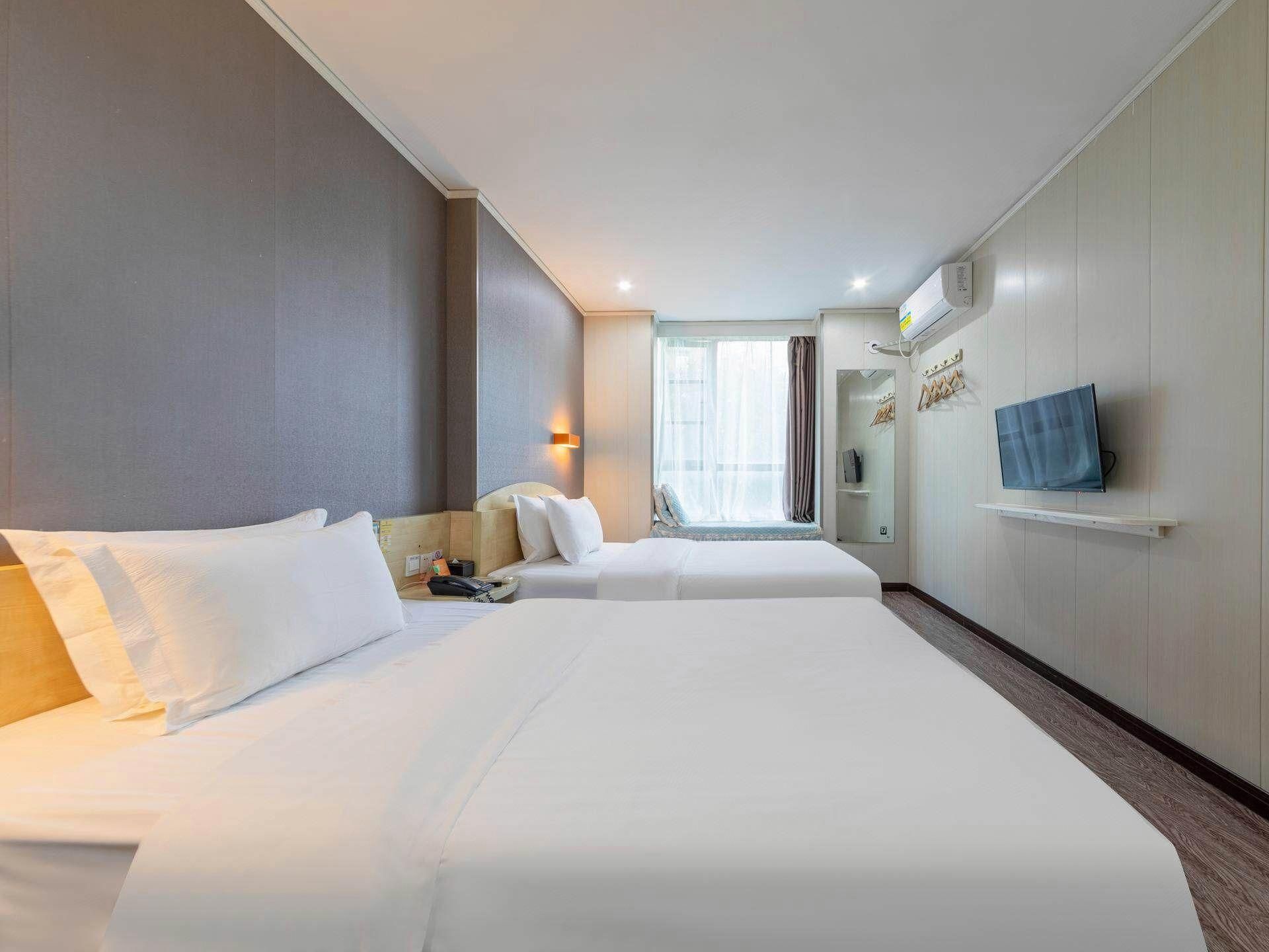 Select Bed Room