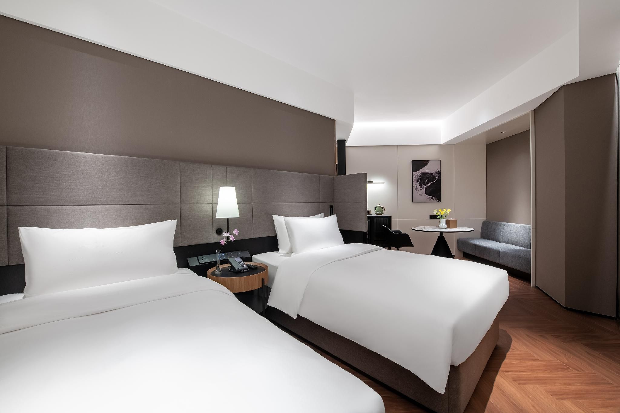 Huazhu - Intercity Twin Beds