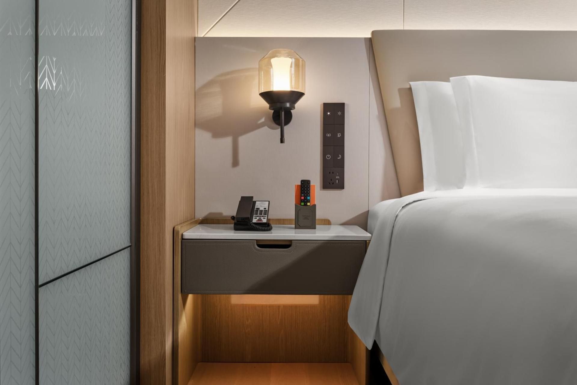 Standard Twin Room - Lounge Access