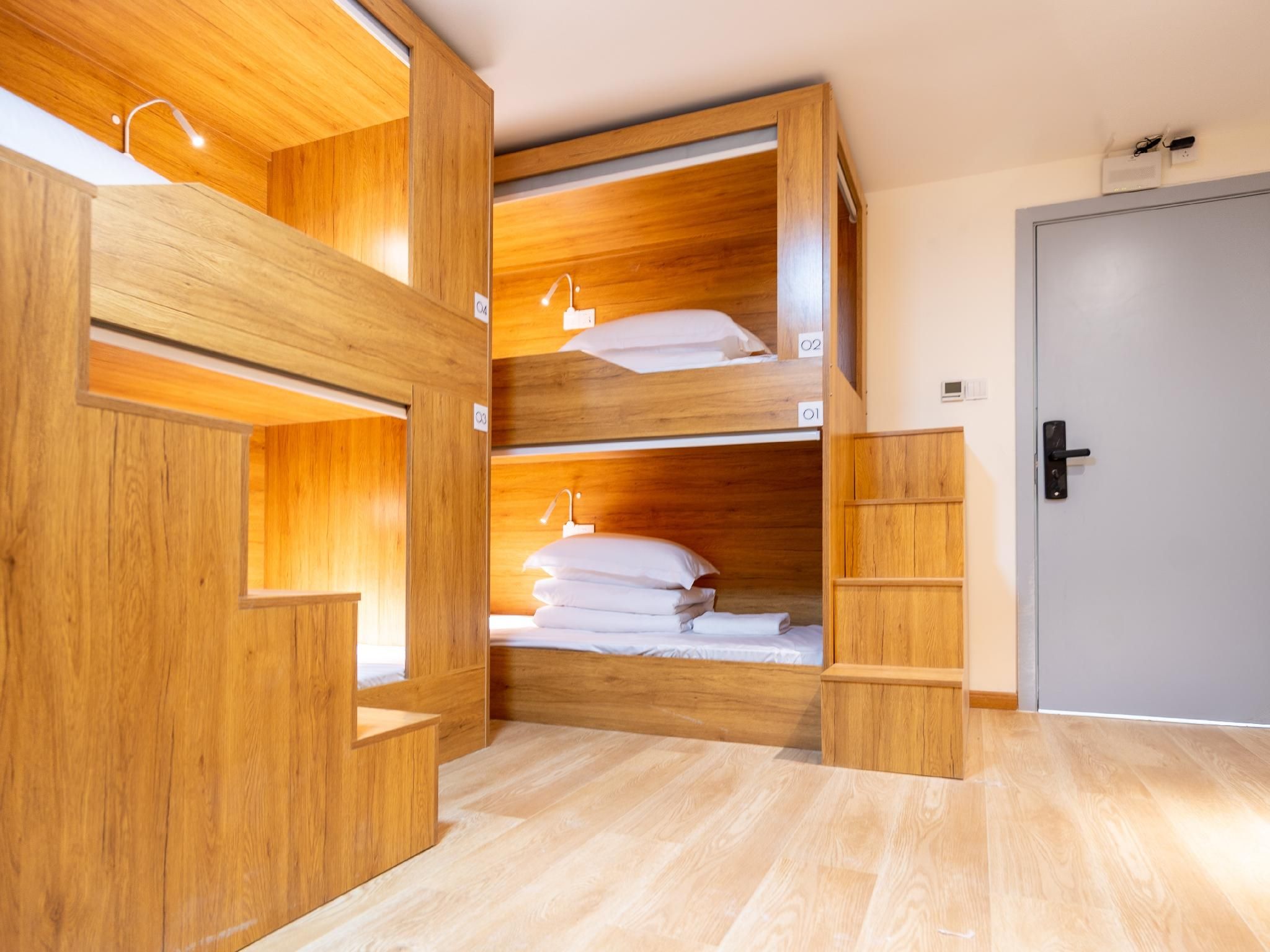 1 Person in 6-Bed Dormitory - Male Only