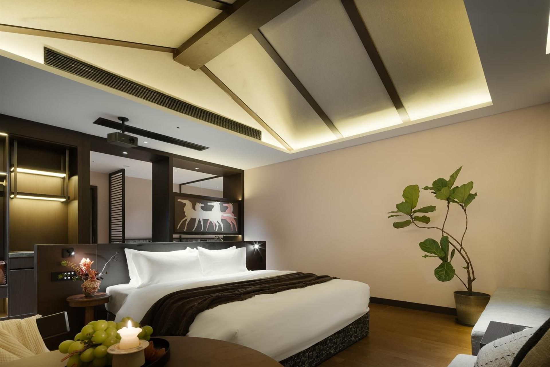 Deluxe Double Room with Bath