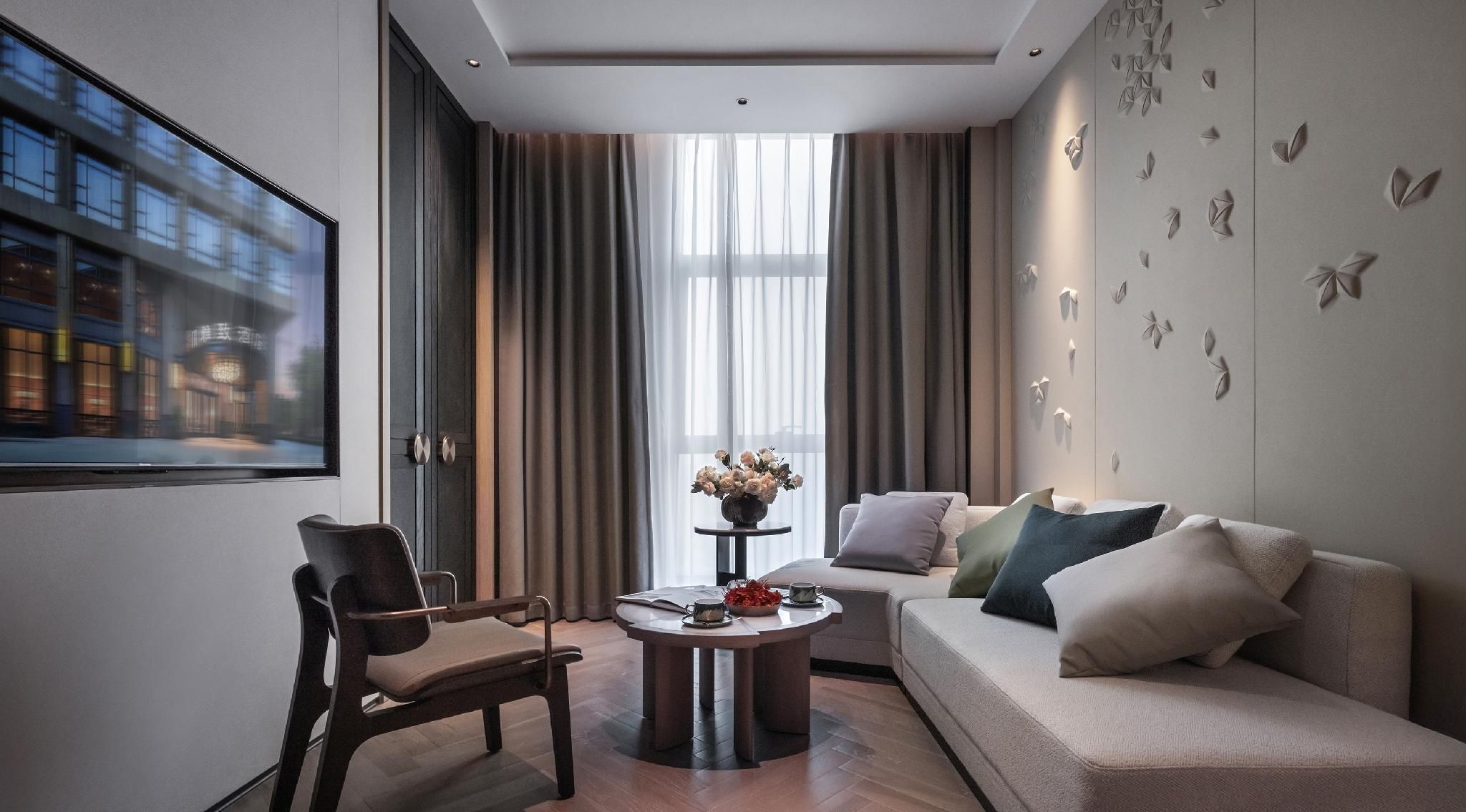 Elegant Cloud level Luxury Suite