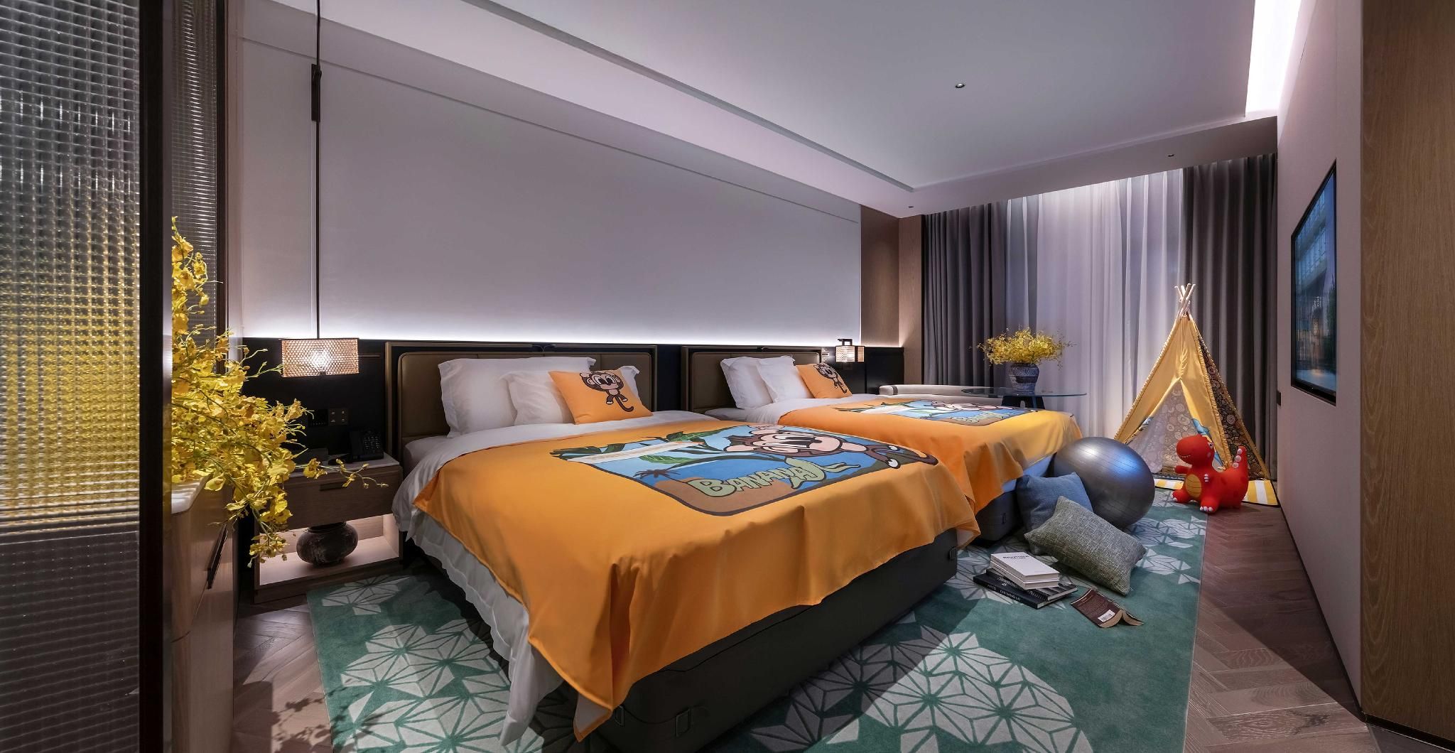 Elegant High-Rise View Family Room