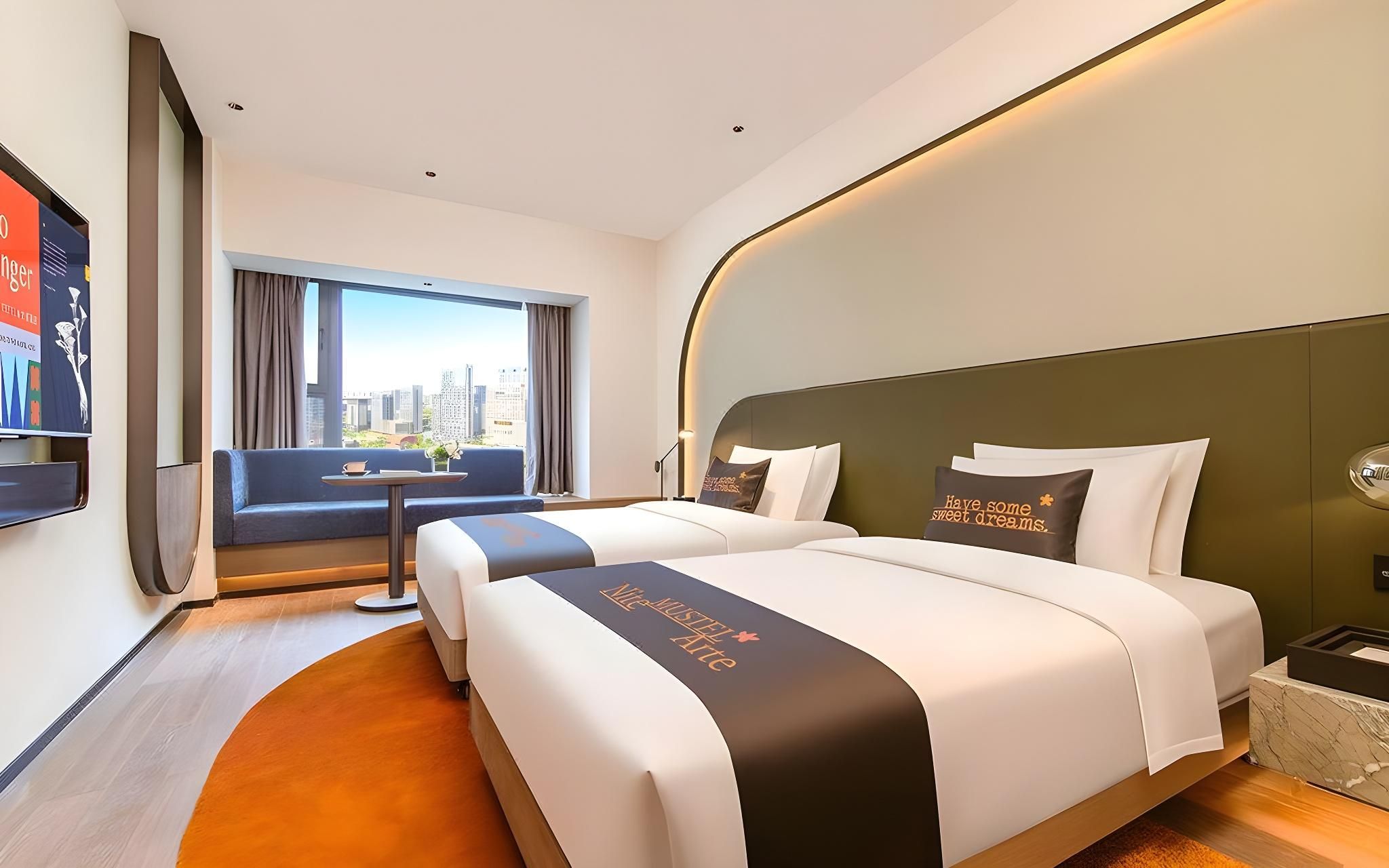 Exploration Twin Room With Air Purifier Forest Oxygen Bar + King Koil Mattress + Smart Control