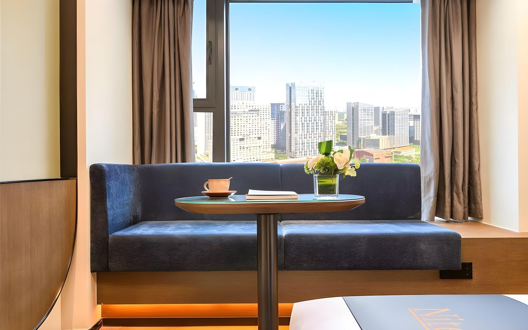 Inspiration Twin Room With Air Purifier Forest Oxygen Bar + King Koil Mattress + Smart Control