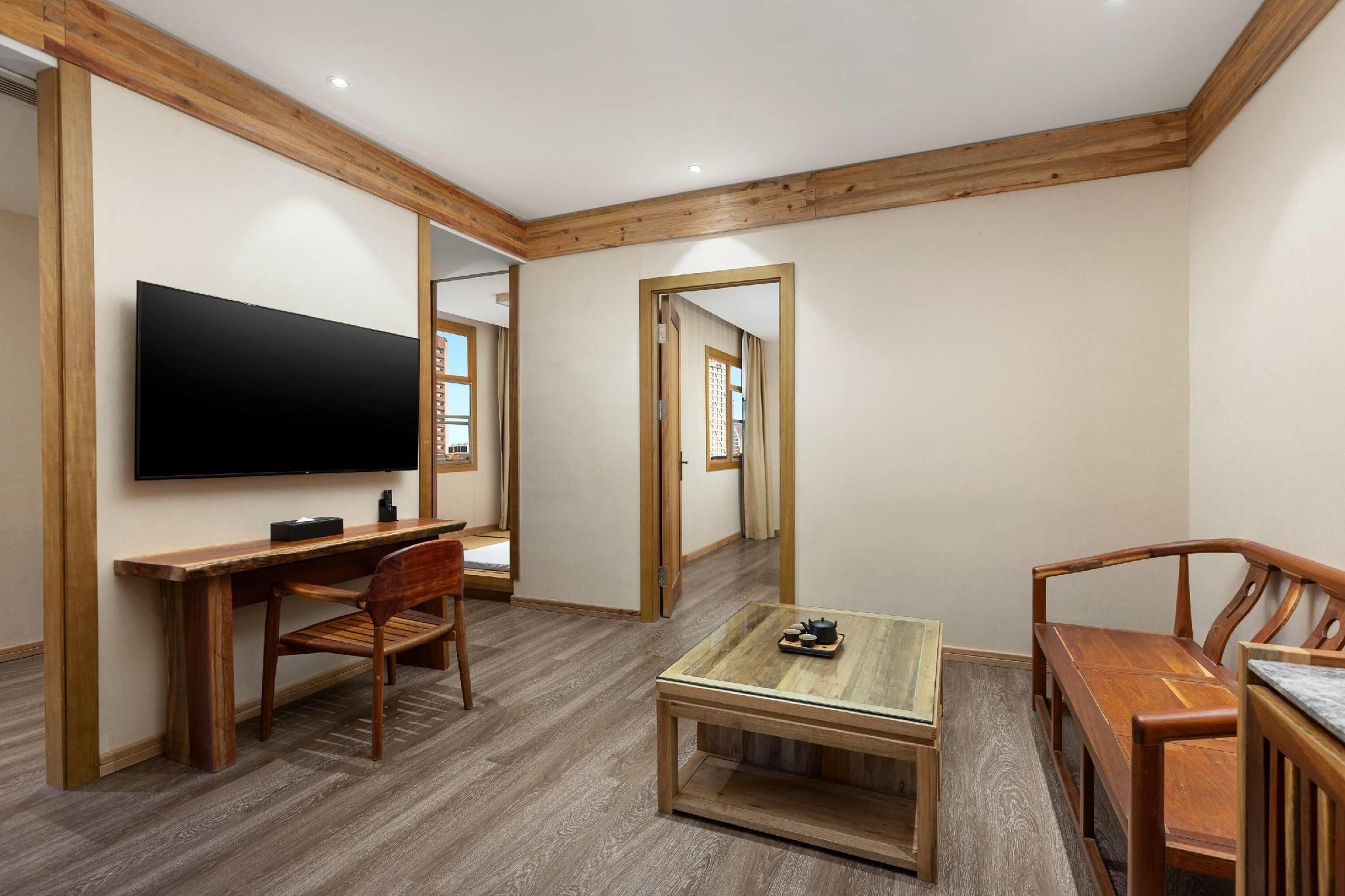 1 King Bed and 1 Double Bed and 1 Single Bed, 3-Bedroom, Suite, Non-Smoking