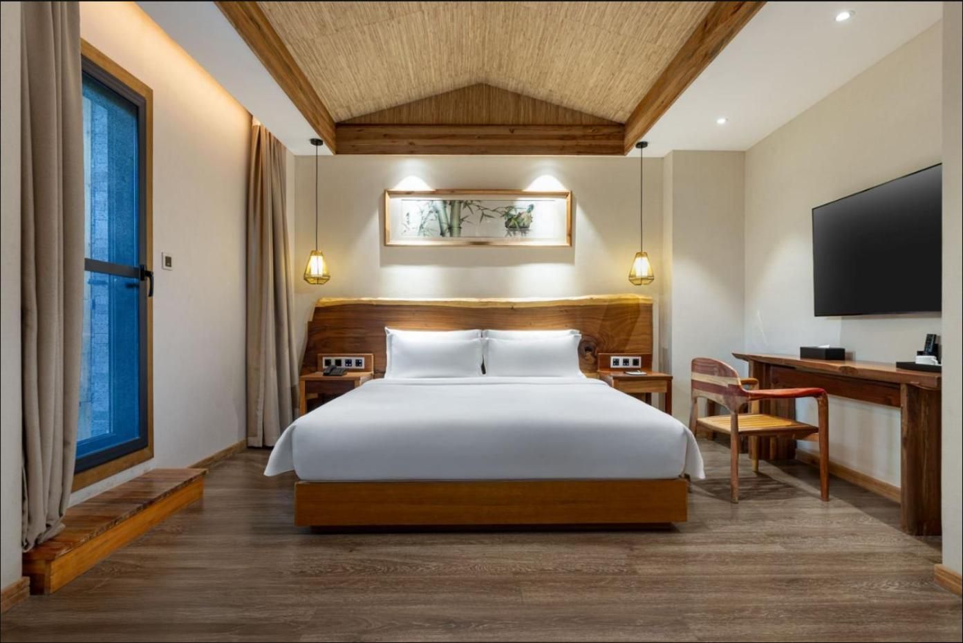 Suite with One King Bed, One Double Bed and Garden View - Non-Smoking