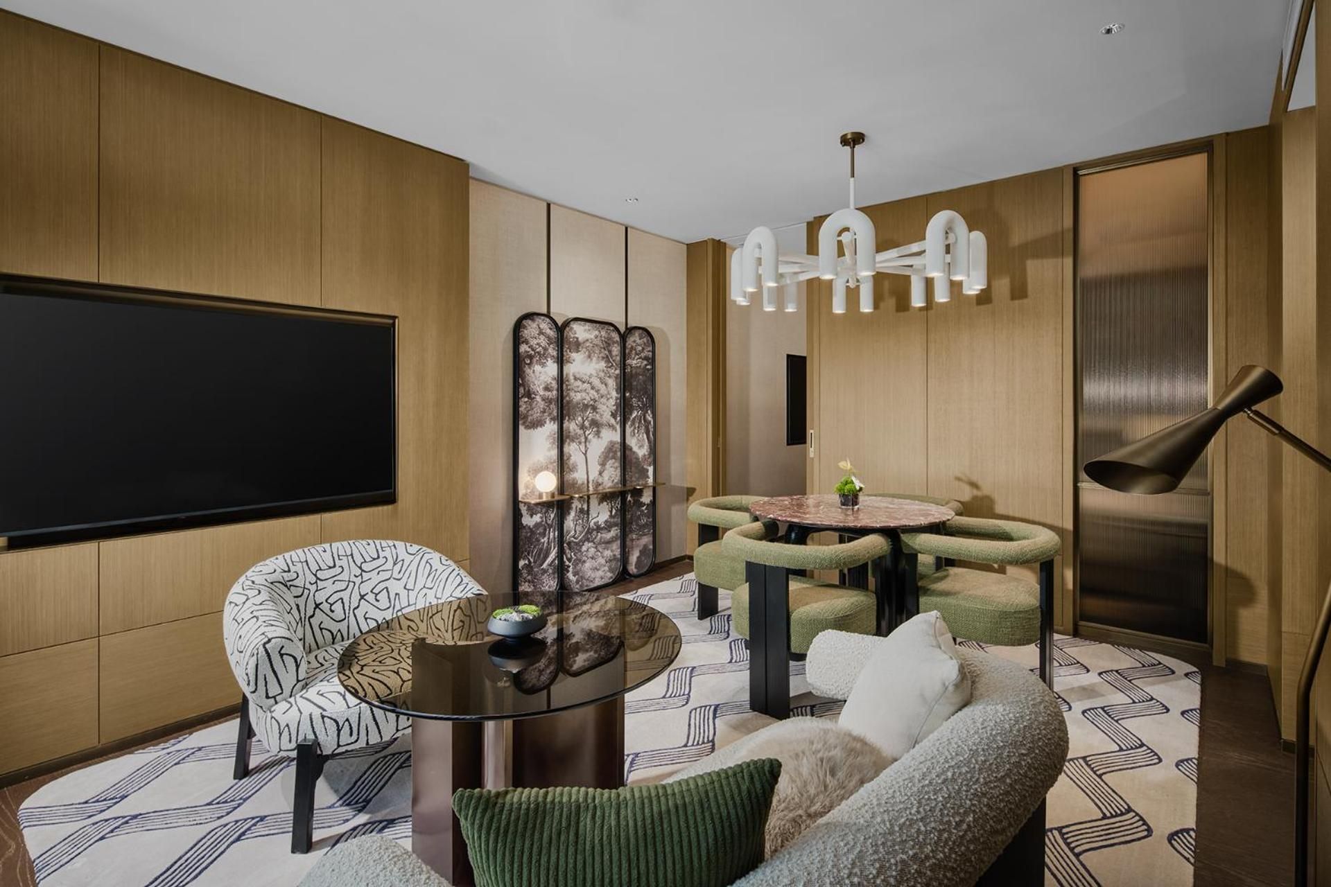 One-Bedroom King Suite