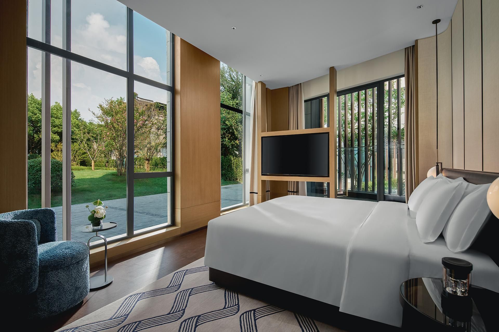 1 Bedroom Suite Balcony