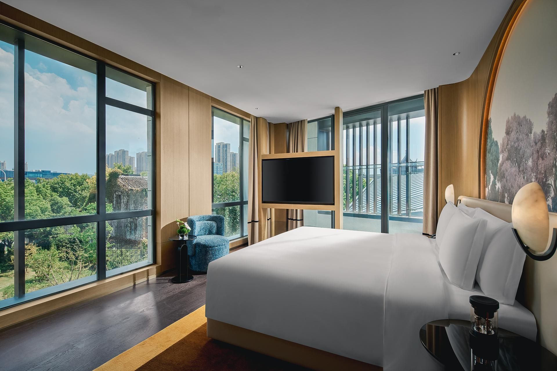 1 Bedroom Suite Balcony