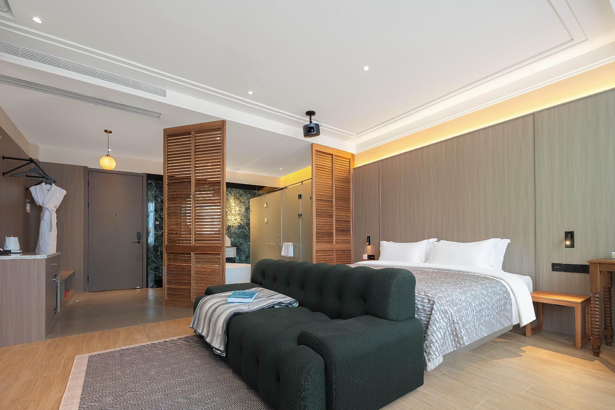 Double Queen Room - Non-Smoking